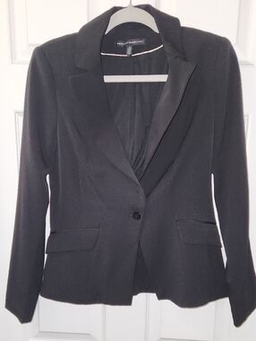 White House Black Market Black Tailored Women's Blazer - Single-Button